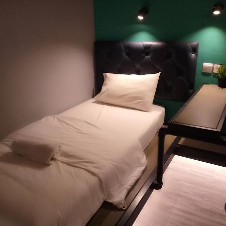Tube Hotel Klebang Melaka Eksteriør bilde